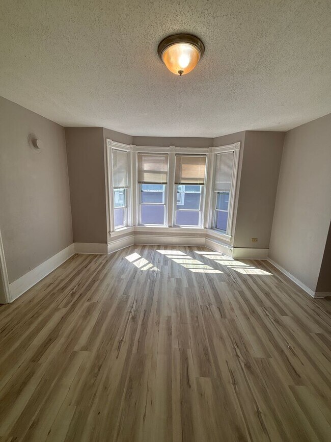 Foto del edificio - 446 Pierce St NE