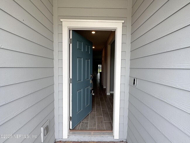 Foto del edificio - 3960 Cloverdale Ct