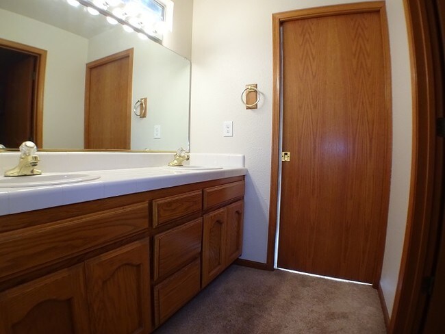 Foto del edificio - 1609 W 8th Ave