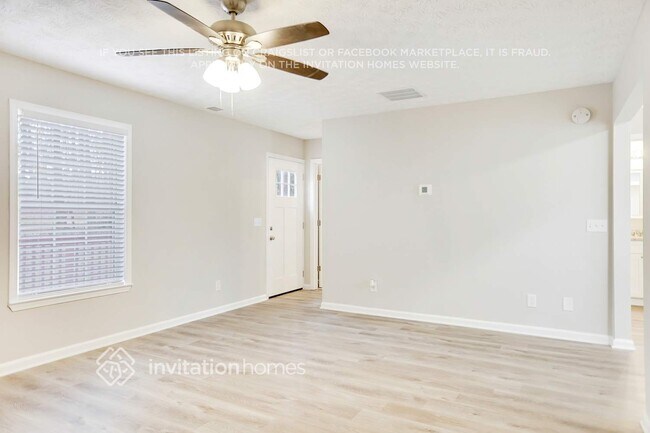 Foto del edificio - 4665 Pilgrim Point Rd