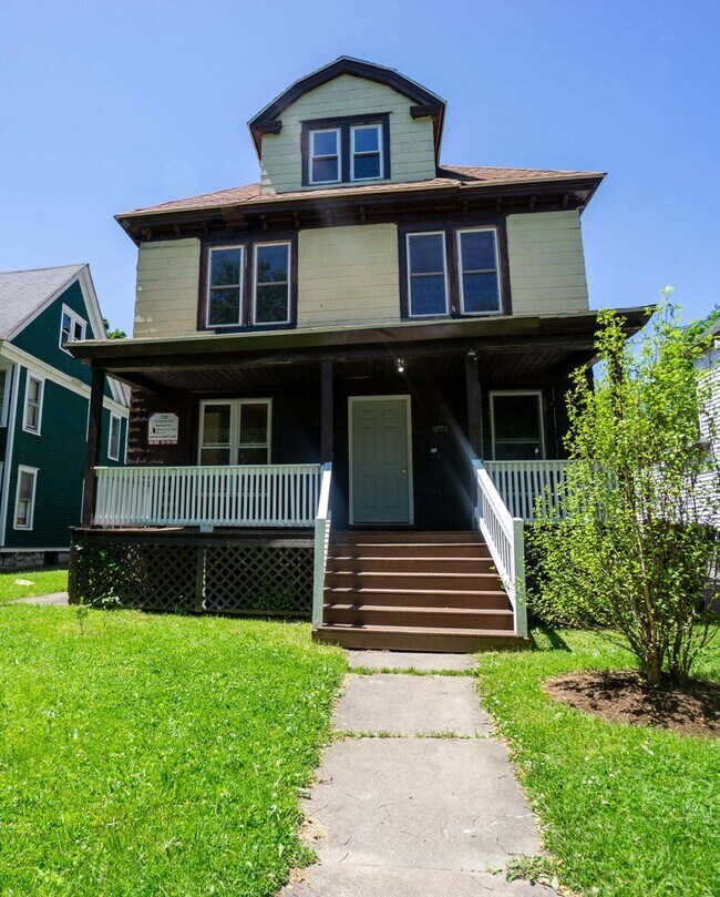 Building Photo - 720 Livingston Ave