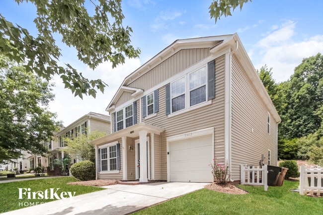 Foto del edificio - 2013 Dunsmore Ln