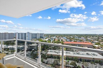 Building Photo - 3700 Galt Ocean Dr