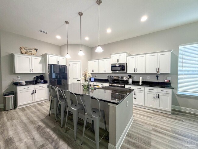 Foto del edificio - 4578 Red Oak Dr