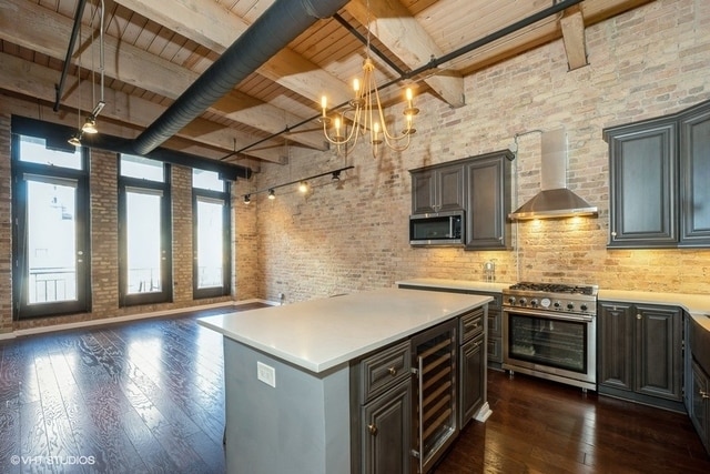Foto del edificio - 375 W Erie St