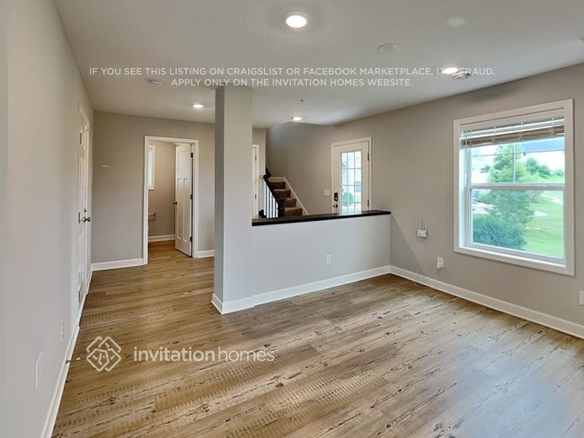 Building Photo - 1266 Upper 143rd Ct E