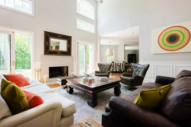 Foto del edificio - 19 Old School House Ln