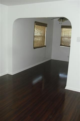 Building Photo - 353 W 14th St