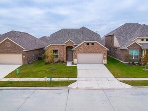 Building Photo - 7633 Spring Dr