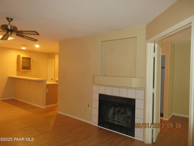 Foto del edificio - 3069 Smokey Rd