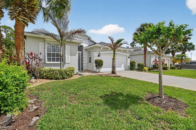 Building Photo - 425 SW Talquin Ln