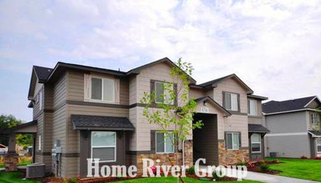 Foto principal - 832 N Maple Grove Rd