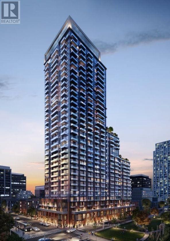 Building Photo - 75 James St S