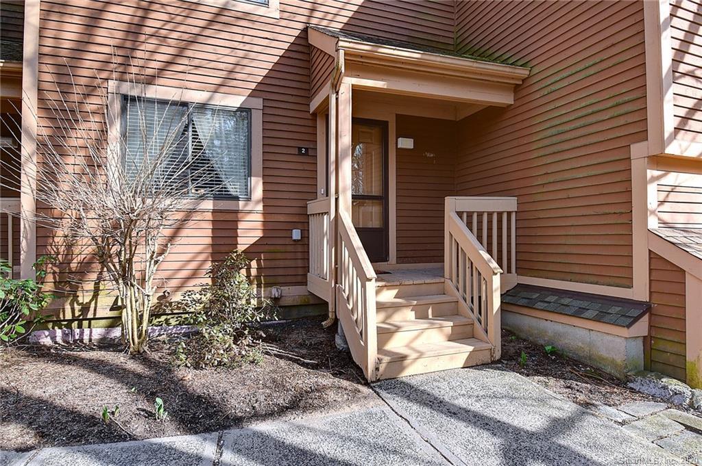 290 W Main St, Avon, CT 06001 Condo for Rent in Avon, CT