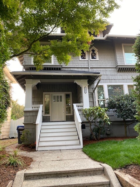 Primary Photo - 746 Broadway E