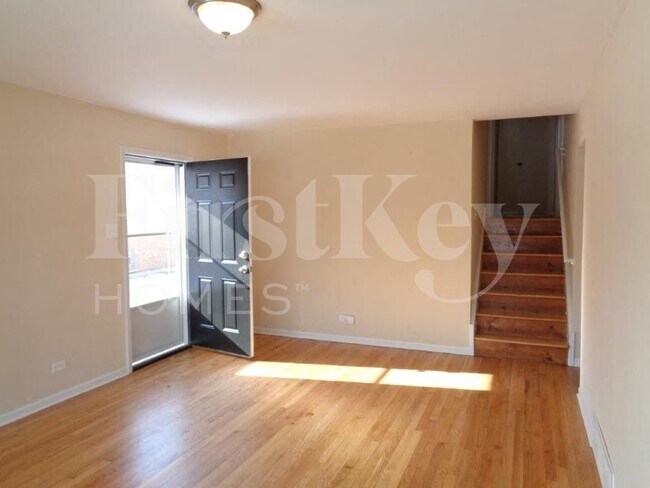 Foto del edificio - 14812 Ellis Ave