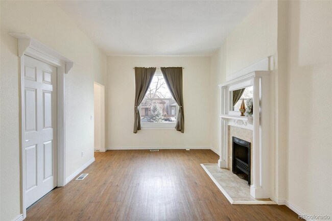 Foto del edificio - 3537 N Marion St