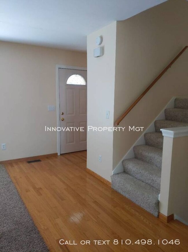 Building Photo - 1143 Springview Dr