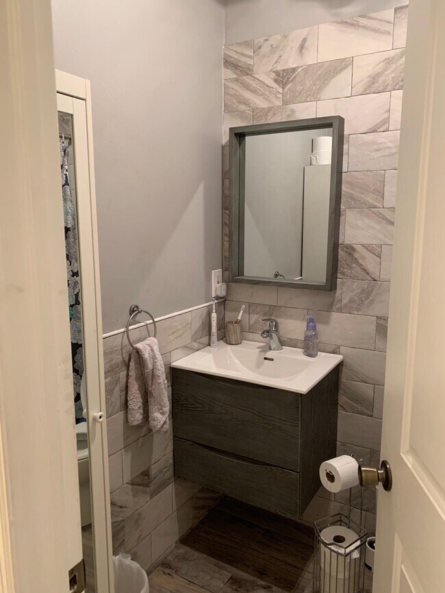 Foto del edificio - 554 Observer Hwy