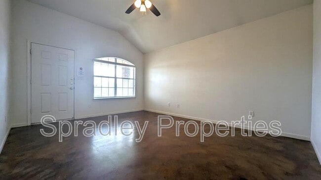 Building Photo - 5708A Luxor Dr