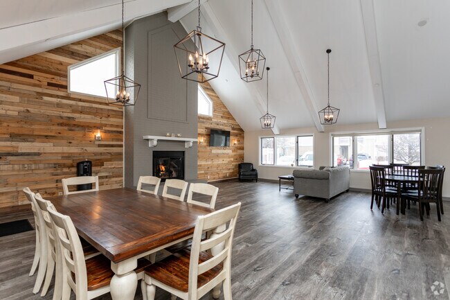 Sala comunitaria - The Glen Luxury Townhomes