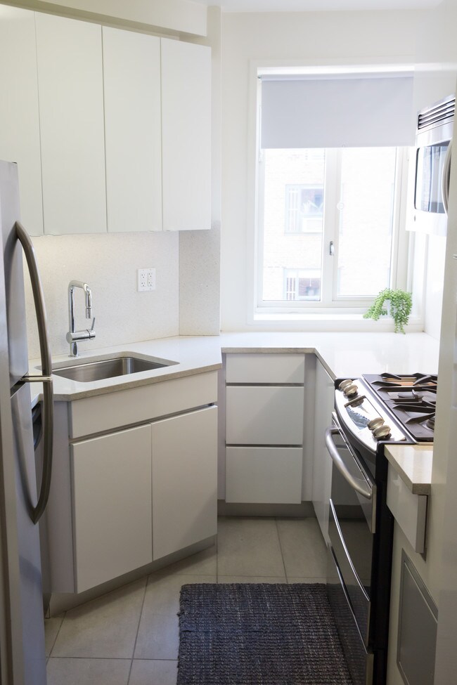 Stuyvesant Town Apartments New York, NY