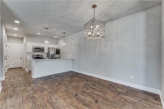 Foto del edificio - 3300 SW Stoneway Ave