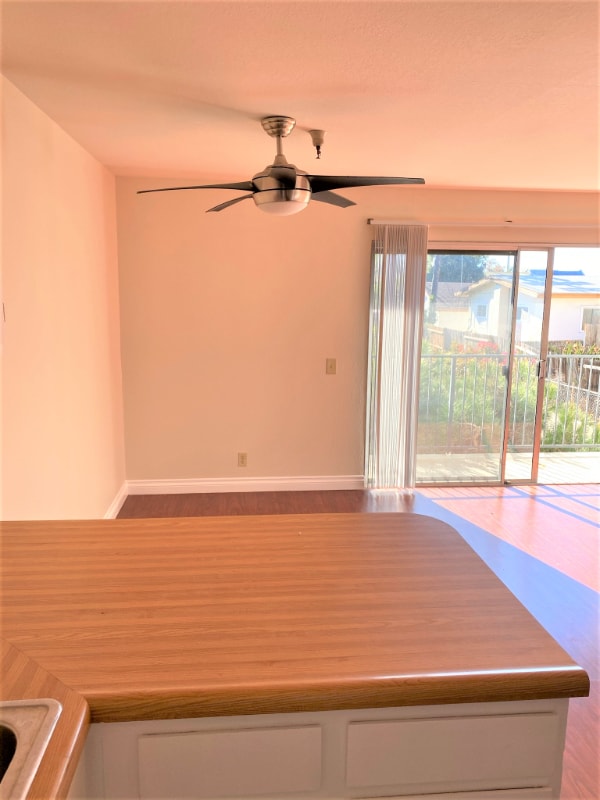Building Photo - 147 Avenida Serra