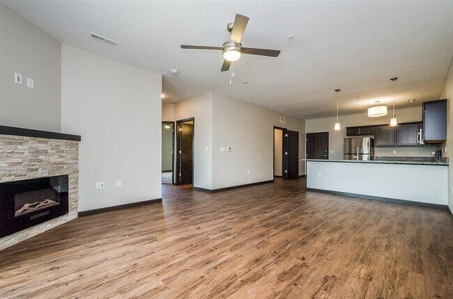 Foto del edificio - 2867 Spring Rose Cir