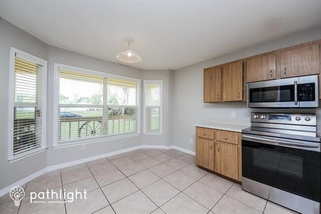 Building Photo - 2438 Pine Chase Circle, Saint Cloud, FL, 3...