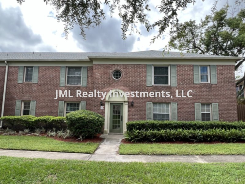 Foto principal - 1 bedroom Condo with Lake access and a pri...