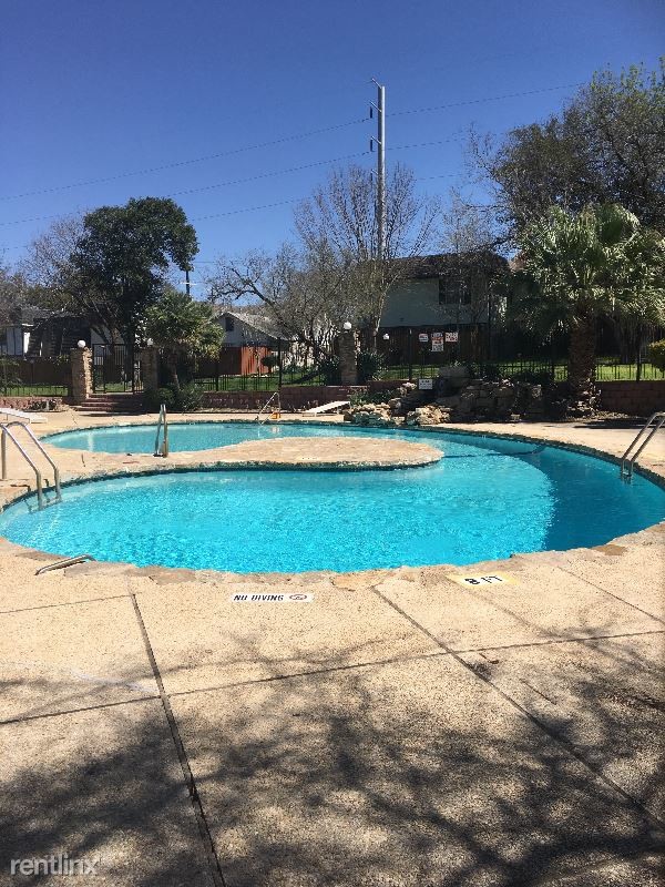 Primary Photo - 3 br, 2 bath Townhome - 4927 Arbor Ridge