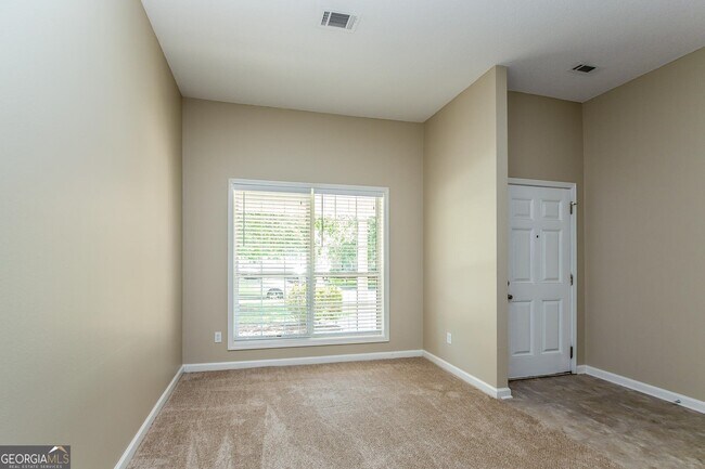 Building Photo - 3571 Walnut Creek Way