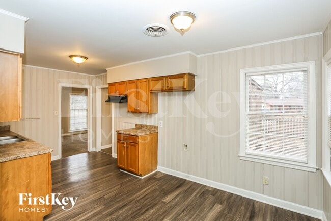 Foto del edificio - 3900 Hermitage Dr