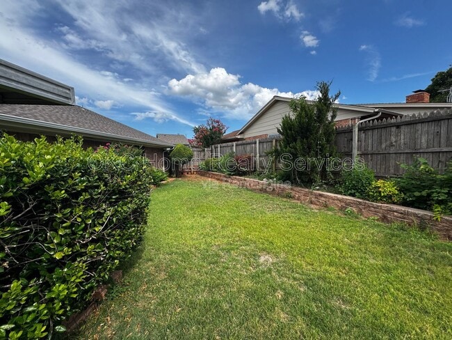 Building Photo - 6300 Brookside Dr