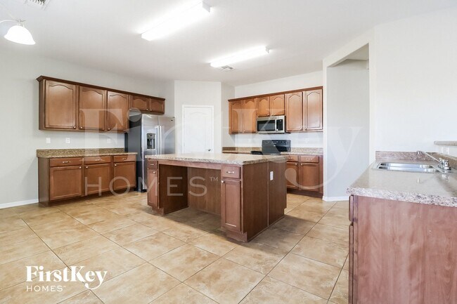 Building Photo - 1842 S 222nd Ln