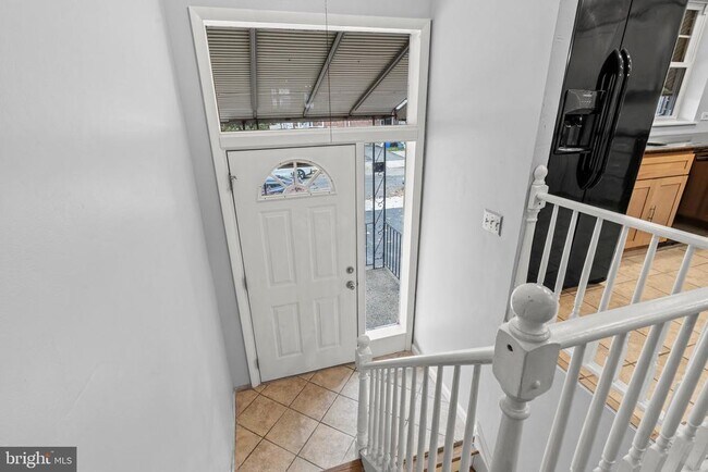 Foto del edificio - 12132 Aster Rd