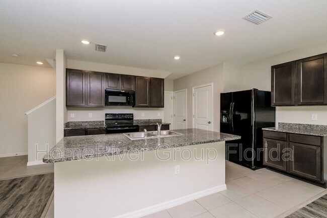 Building Photo - 4916 Willow Breeze Wy