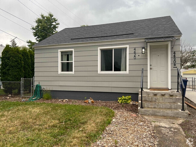 Building Photo - 4420 N Best Rd