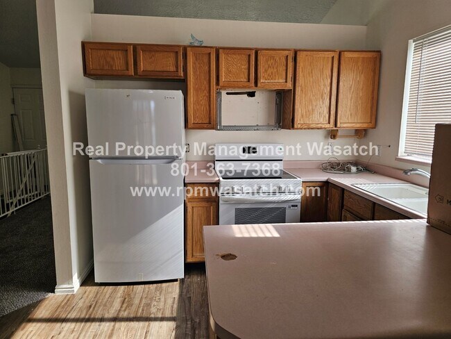 Building Photo - Come See this Beautiful 5-Bedroom Home (Being Remodeled) Almost Finished