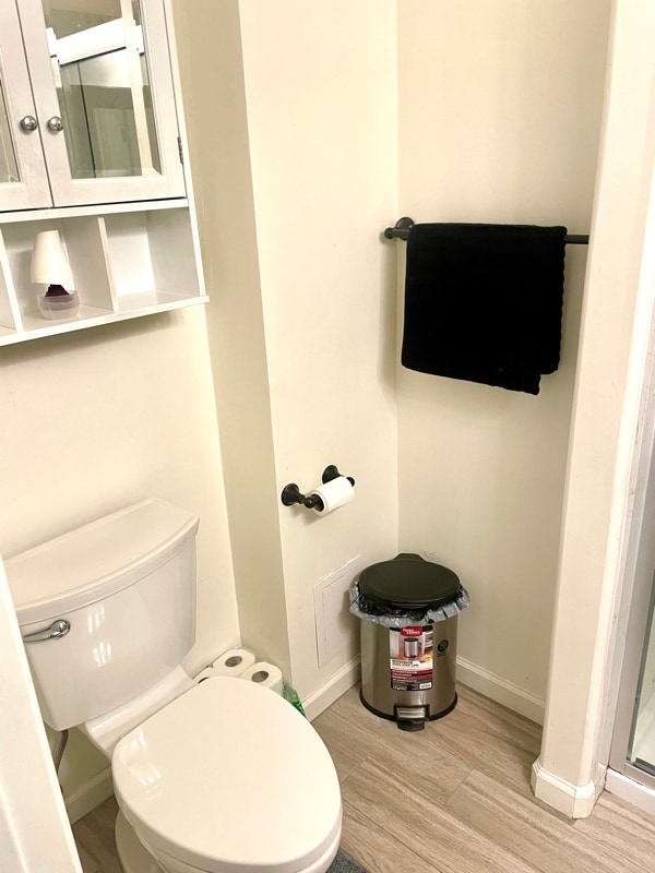 Building Photo - 710 City Walk Pl