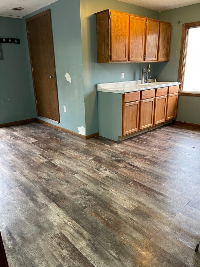 Foto del edificio - 1122 S Oak Ave