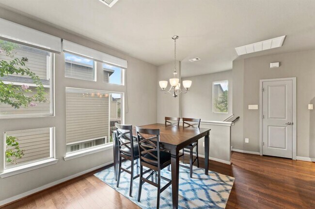 Foto del edificio - 235 N Lenox St