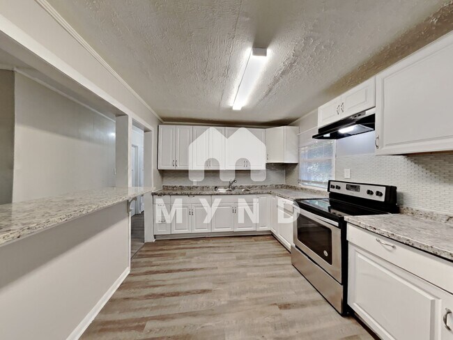 Building Photo - 3069 Mckenzie Rd