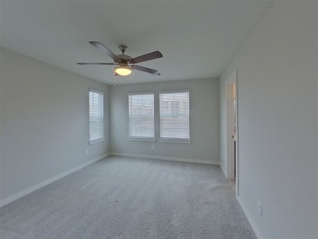 Foto del edificio - 9835 Willow Creek Commerce Dr
