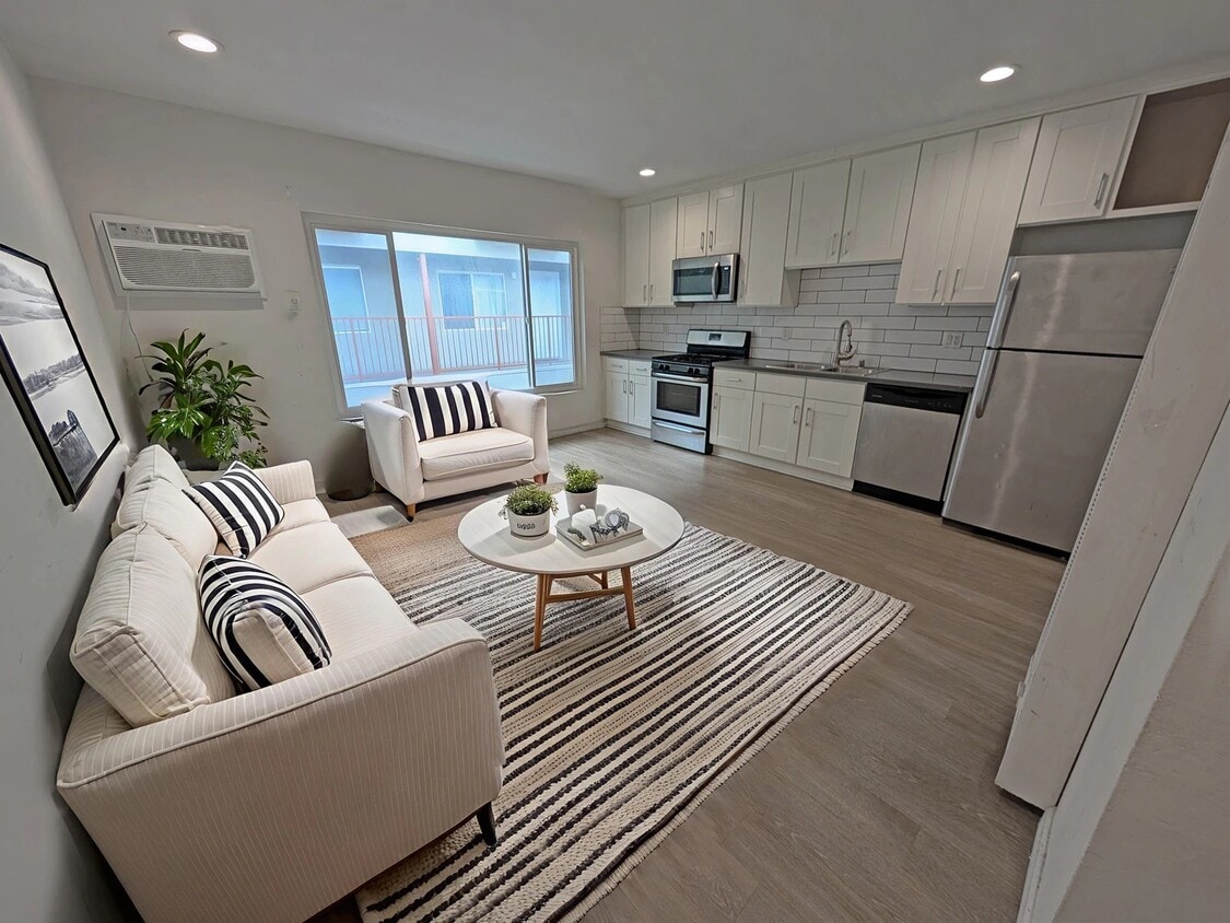 Primary Photo - 6142 Eleanor Ave