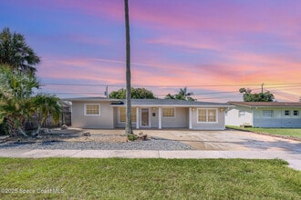 Building Photo - 2677 Sarno Rd