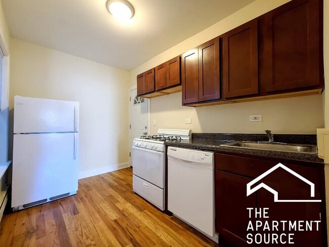 Building Photo - 2846 N Orchard St