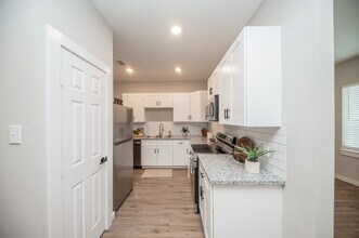 Building Photo - 10317 Lake Rd