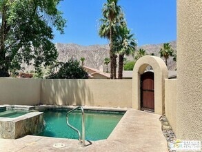 Building Photo - 51220 Avenida Velasco
